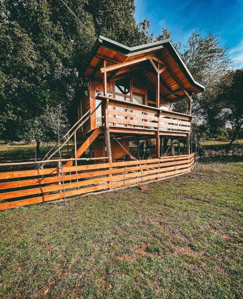 The Treehouse Of The Dragon Appartement Ioannina Buitenkant foto